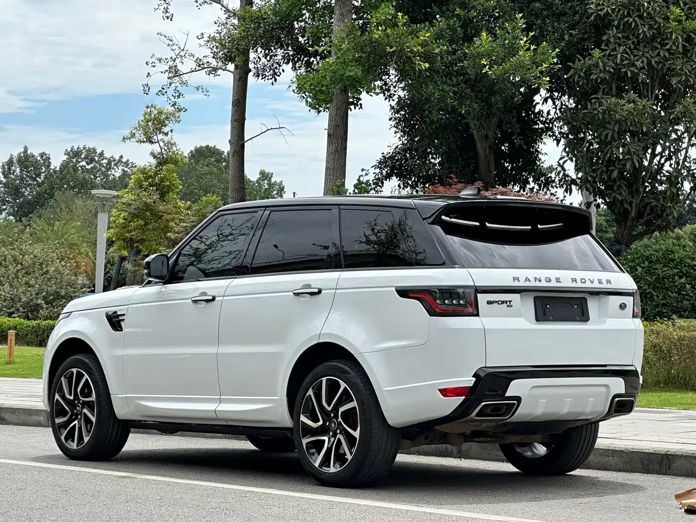 LAND ROVER RANGE ROVER SPORT
