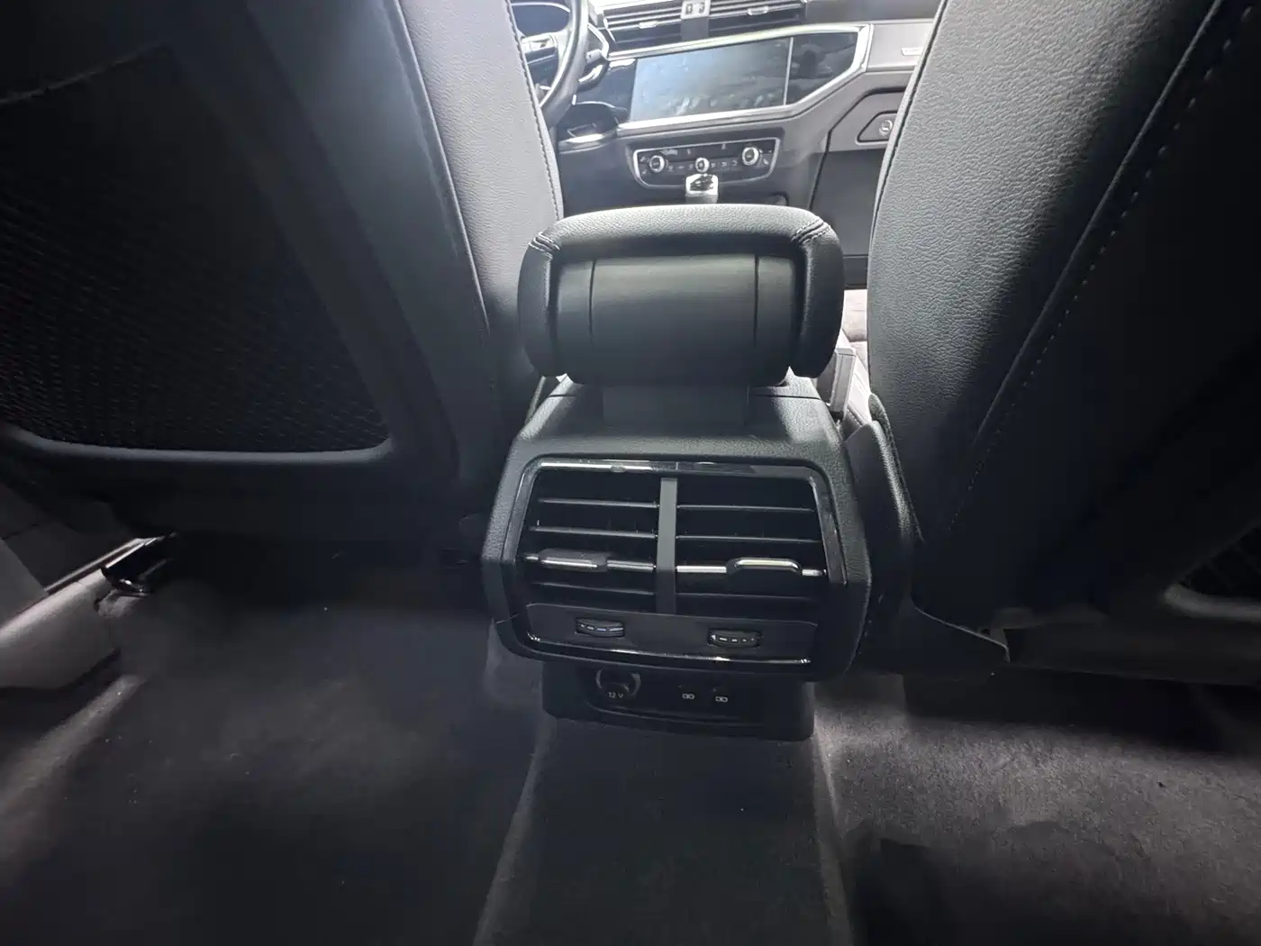 Audi Q3 2022 35 TFSI Fashion Dynamic фото 10