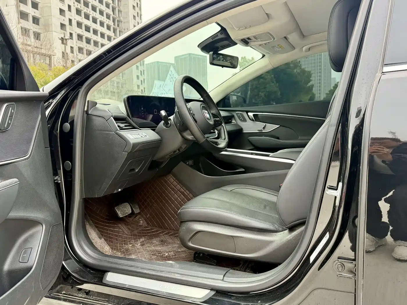 Buick LaCrosse 2023 28T Premium Edition фото 11