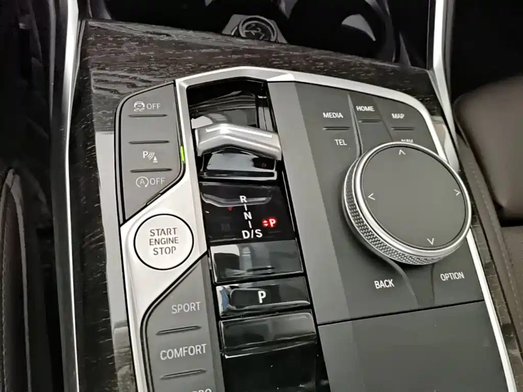 BMW 3 Series 2023 325Li M Sport Package фото 14