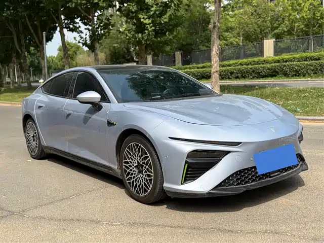 Nezha Auto Nezha S 2022 Pure Electric 650km AWD Prestige Edition