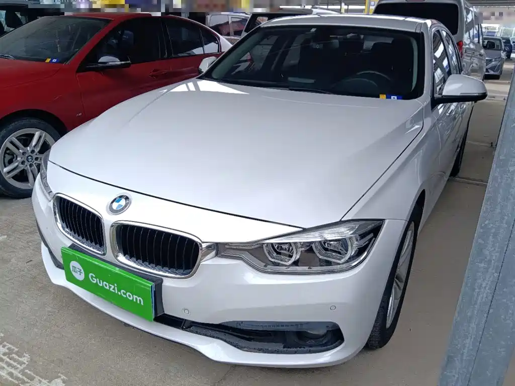 BMW 3 Series 2016 320i Fashion Model