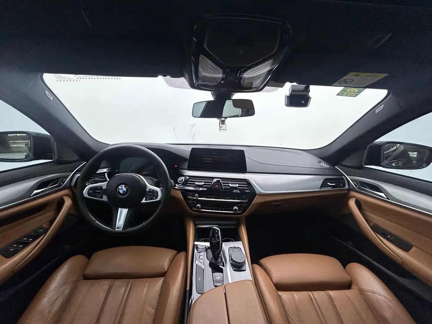 BMW 5 Series (Import) 2019 525i M Sport Package фото 14