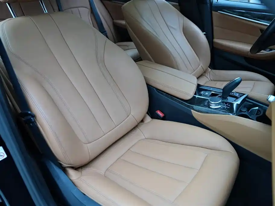 BMW 5 Series 2018 Facelift 530Li Leading M Sport Package фото 15