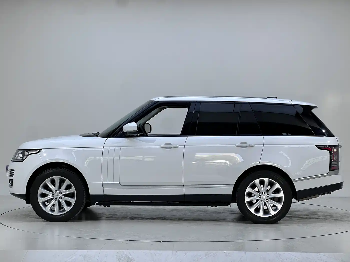 Land Rover Range Rover 2016 3.0 SC V6 Vogue фото 2