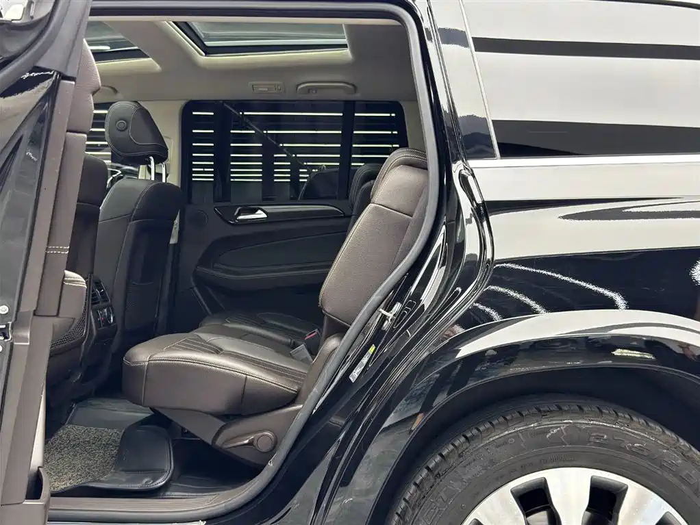 Mercedes-Benz GLS 2017 GLS 400 4MATIC Dynamic фото 7