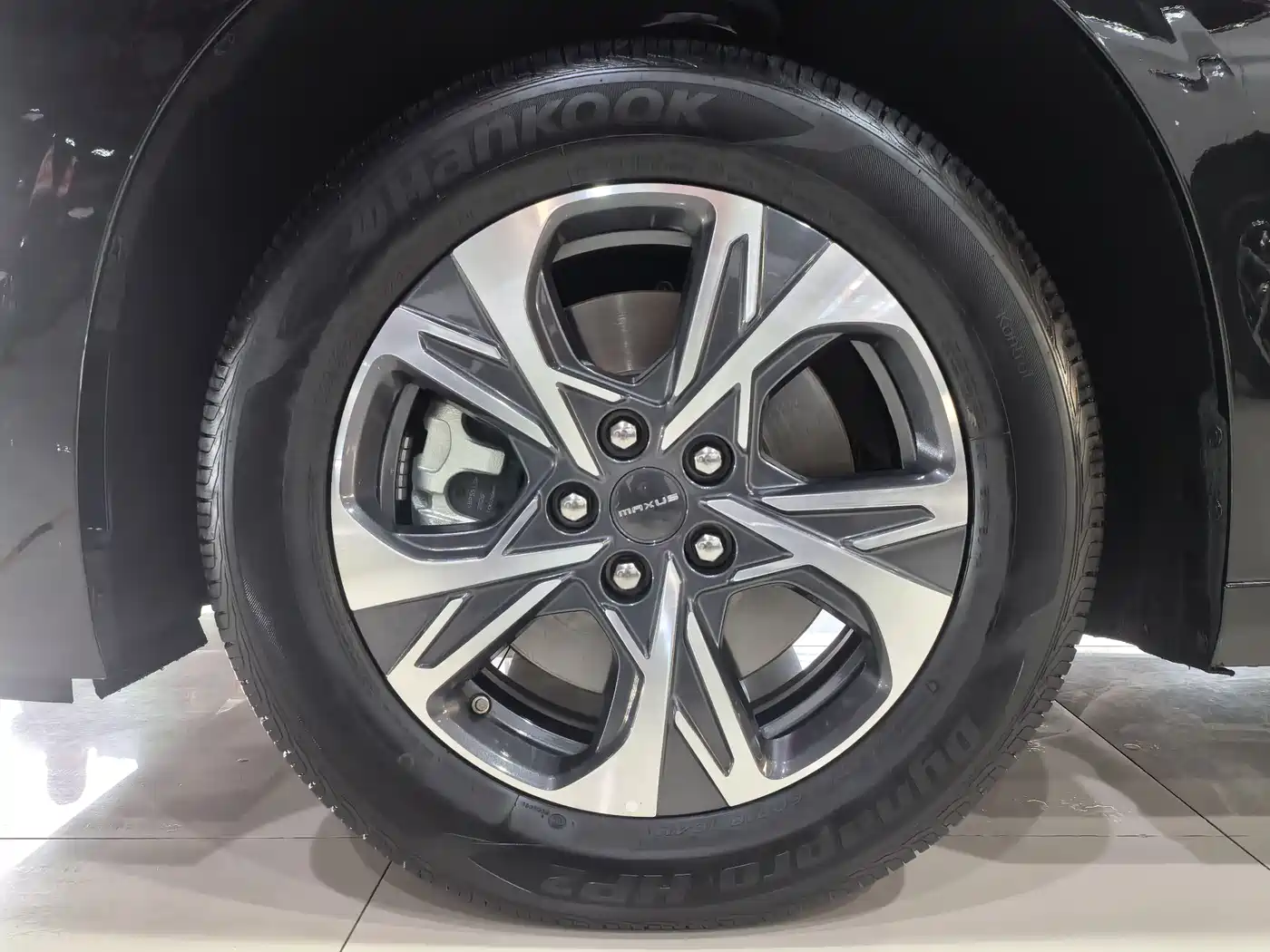 SAIC MAXUS CHASE G90