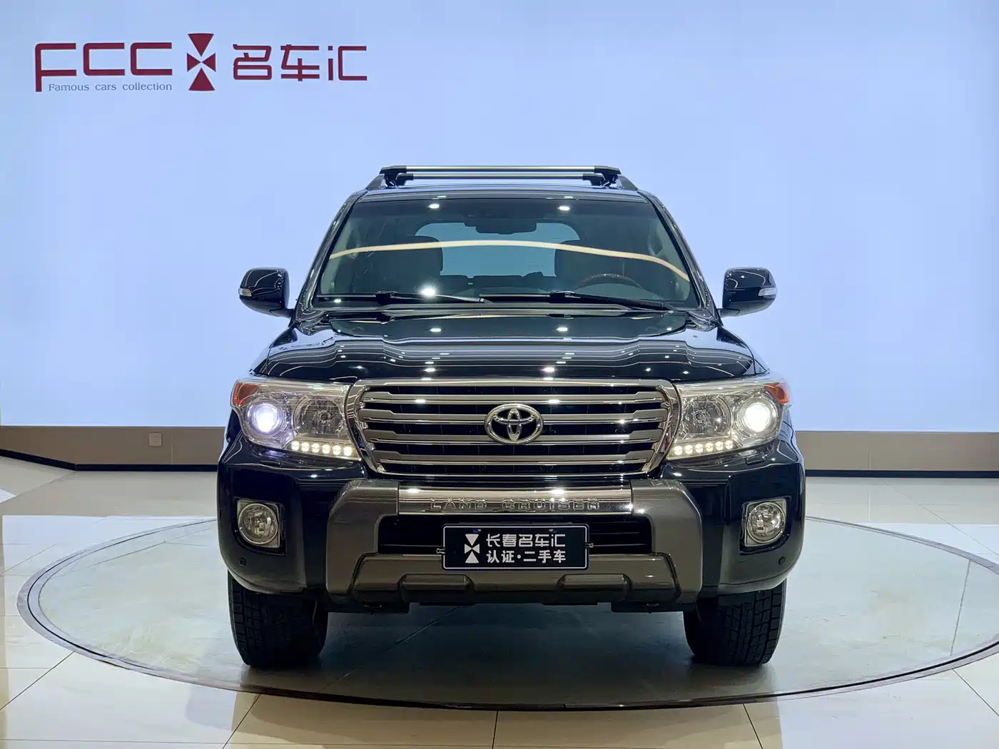 Toyota Land Cruiser 2012 4.6L Automatic VX-R фото 2