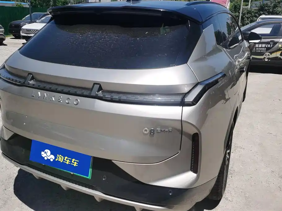 Lynk & Co 08 EM-P 2025 220km AWD Performance Halo фото 3