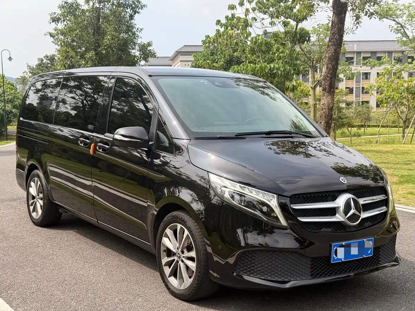 Mercedes-Benz V-Class 2021 V 260 Pilot Edition фото 3