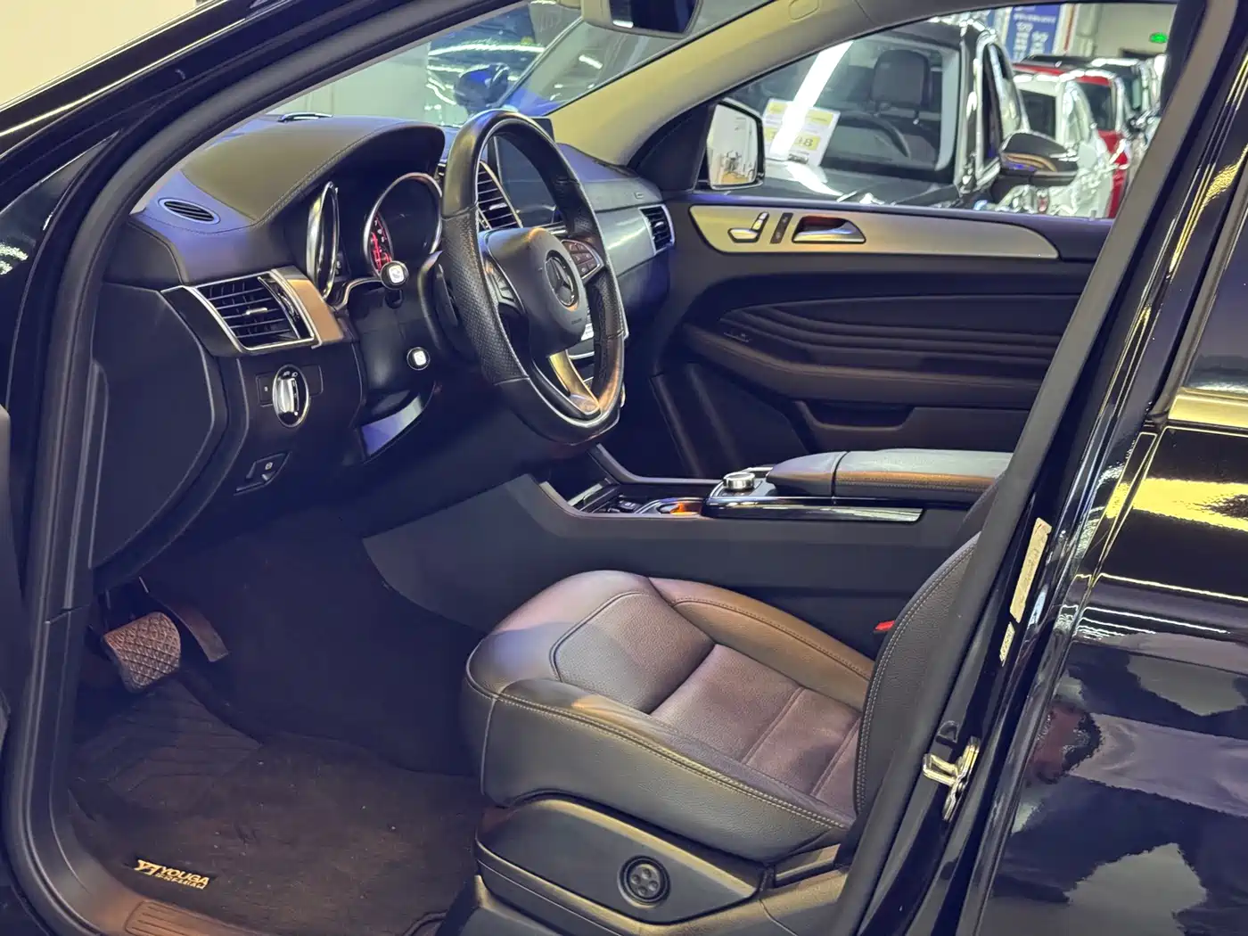 Mercedes-Benz GLE Coupe 2018 GLE 320 4MATIC Coupe SUV фото 7