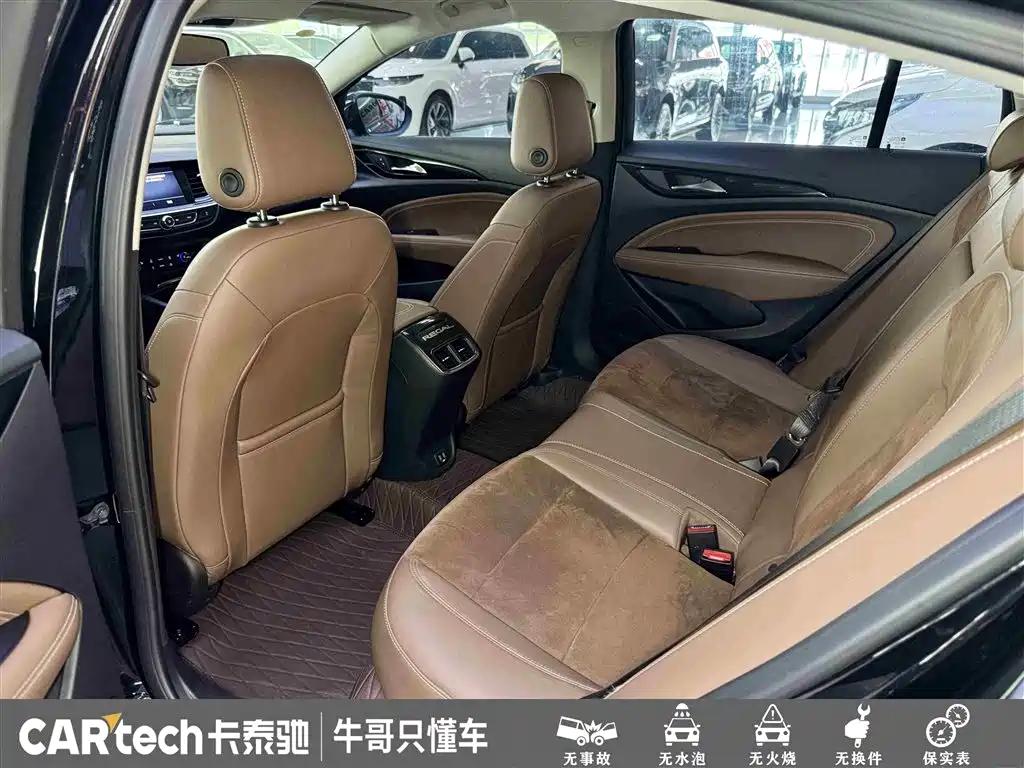 Buick Regal 2020 552T Luxury фото 25