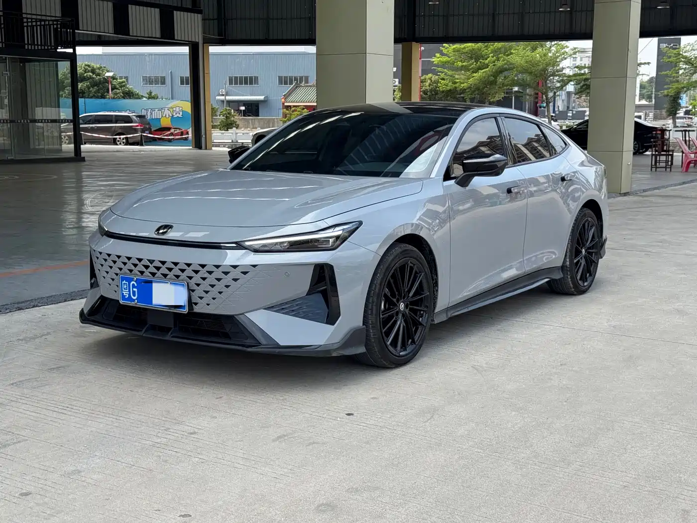 Changan UNI-V 2024 1.5T Deluxe Sport