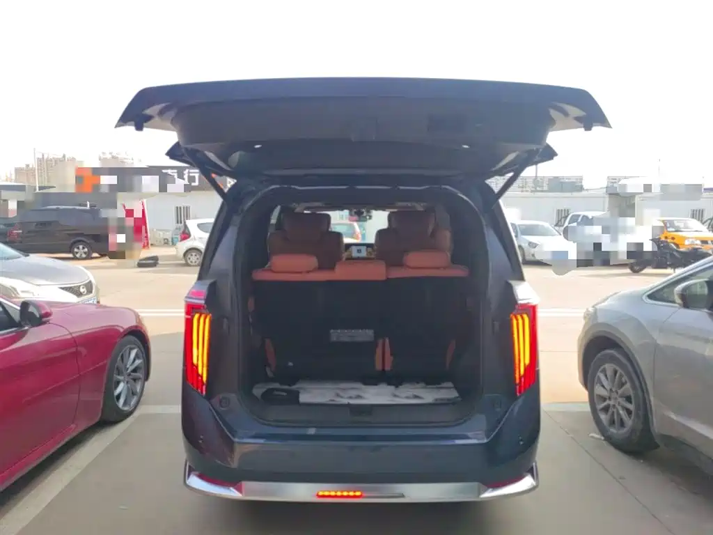 GAC Trumpchi Trumpchi Xiangwang M8 2025 Model QianKun Series Ultra First Class фото 15