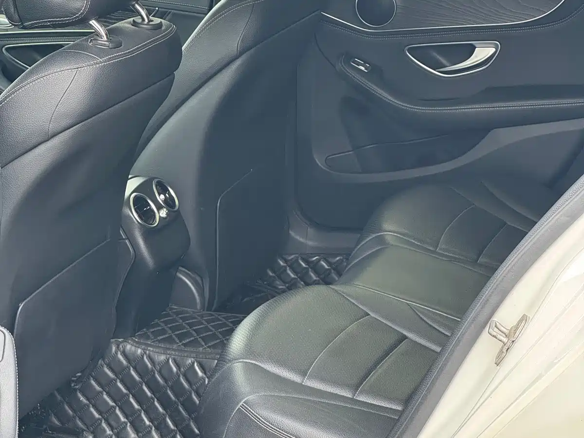 Mercedes-Benz C-Class 2015 C 200 L Sport фото 15