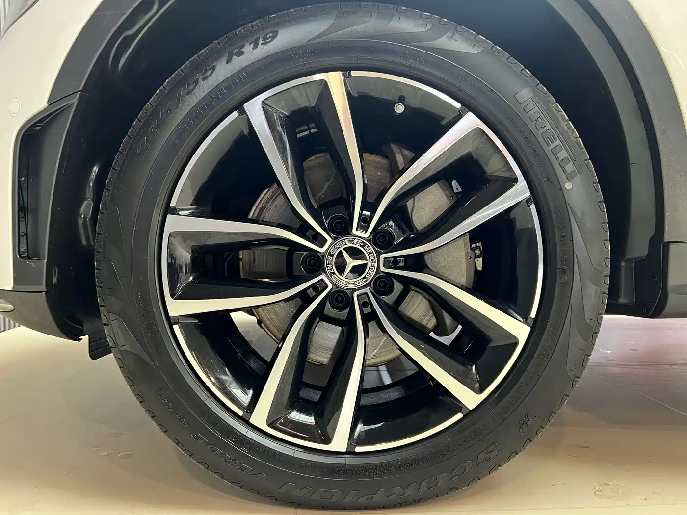 Mercedes-Benz GLC 2022 Model GLC 300 L 4MATIC Dynamic Edition фото 18