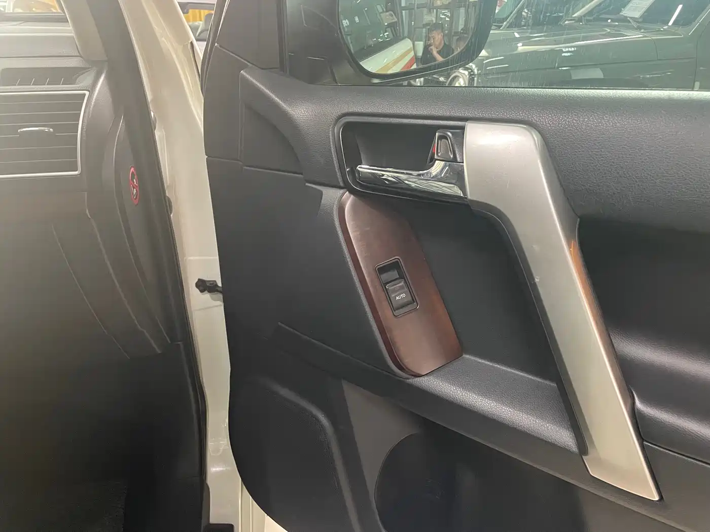 Toyota Prado 2016 3.5L Auto TX-L NAVI фото 13