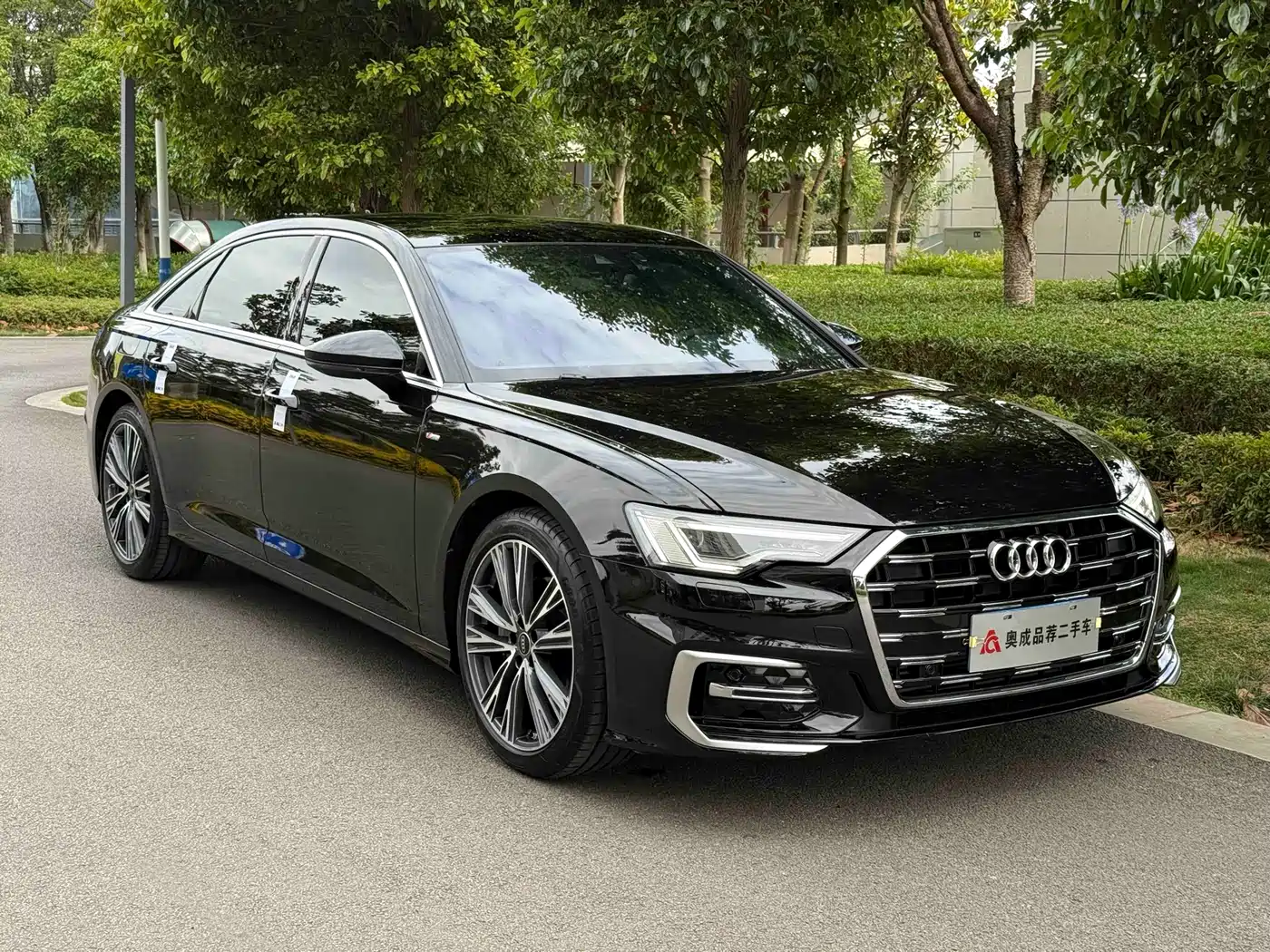Audi A6L 2023 40 TFSI Luxury Dynamic фото 37