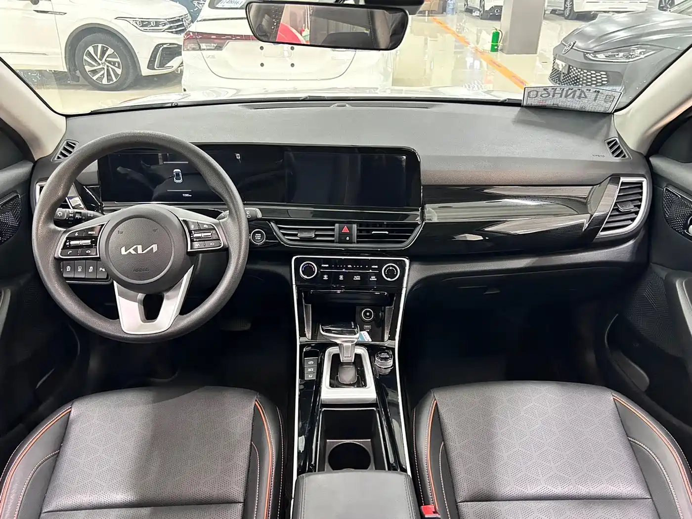 Kia Seltos 2023 1.5L CVT Luxury Edition фото 7