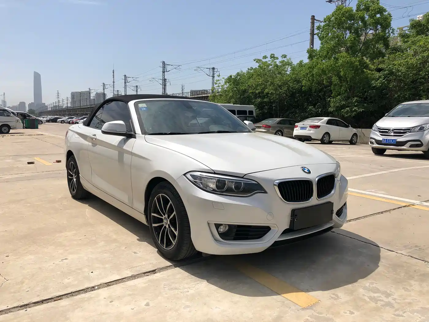 BMW 2 Series (Import) 2015 218i Convertible Coupe фото 3