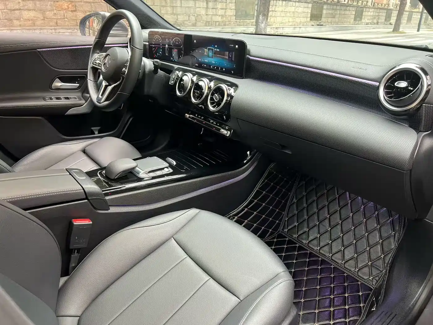 Mercedes-Benz A-Class 2022 Facelift A 200 L Sport Sedan Dynamic фото 8
