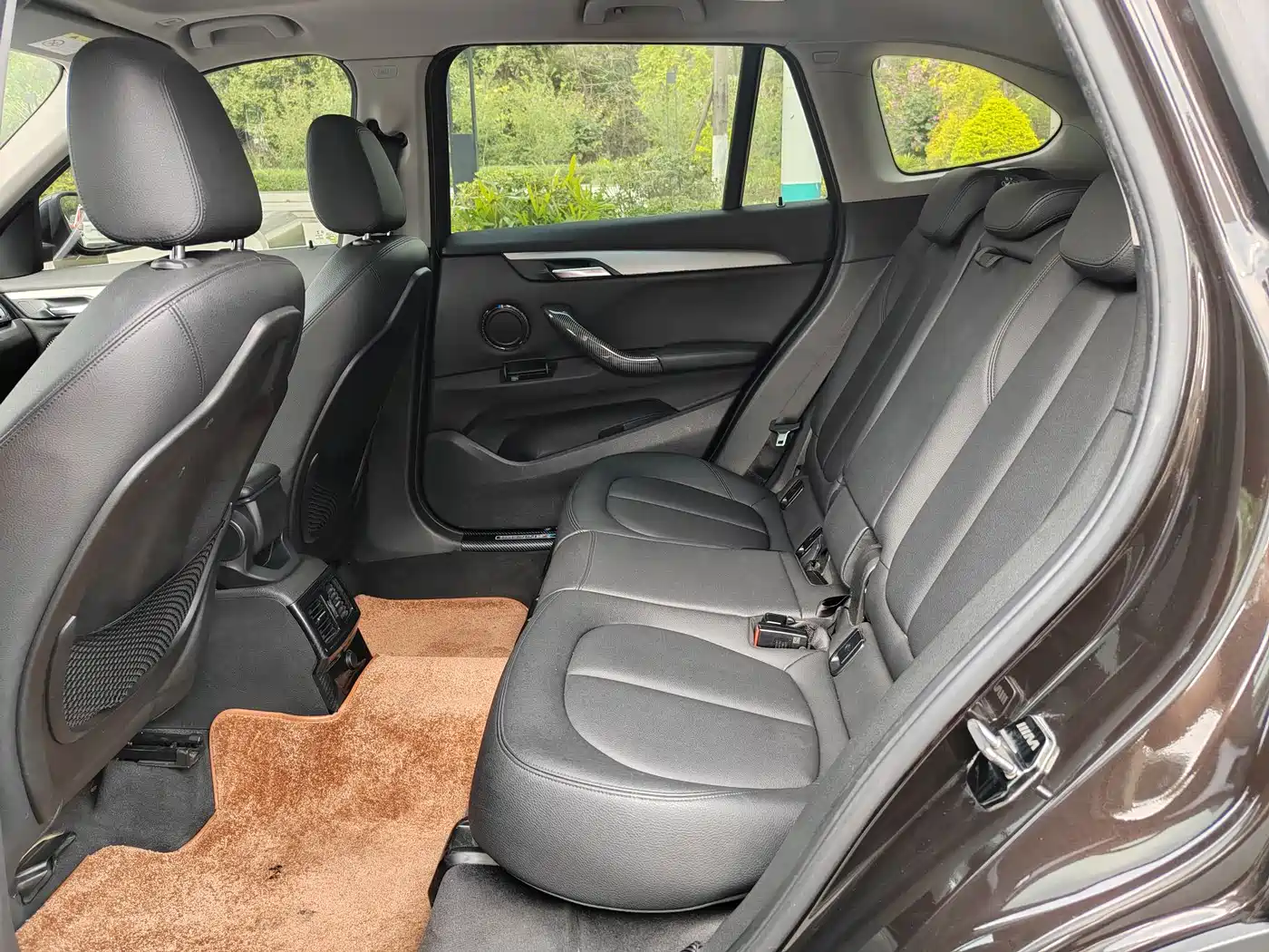 BMW X1 2018 sDrive20Li Leading Model фото 7