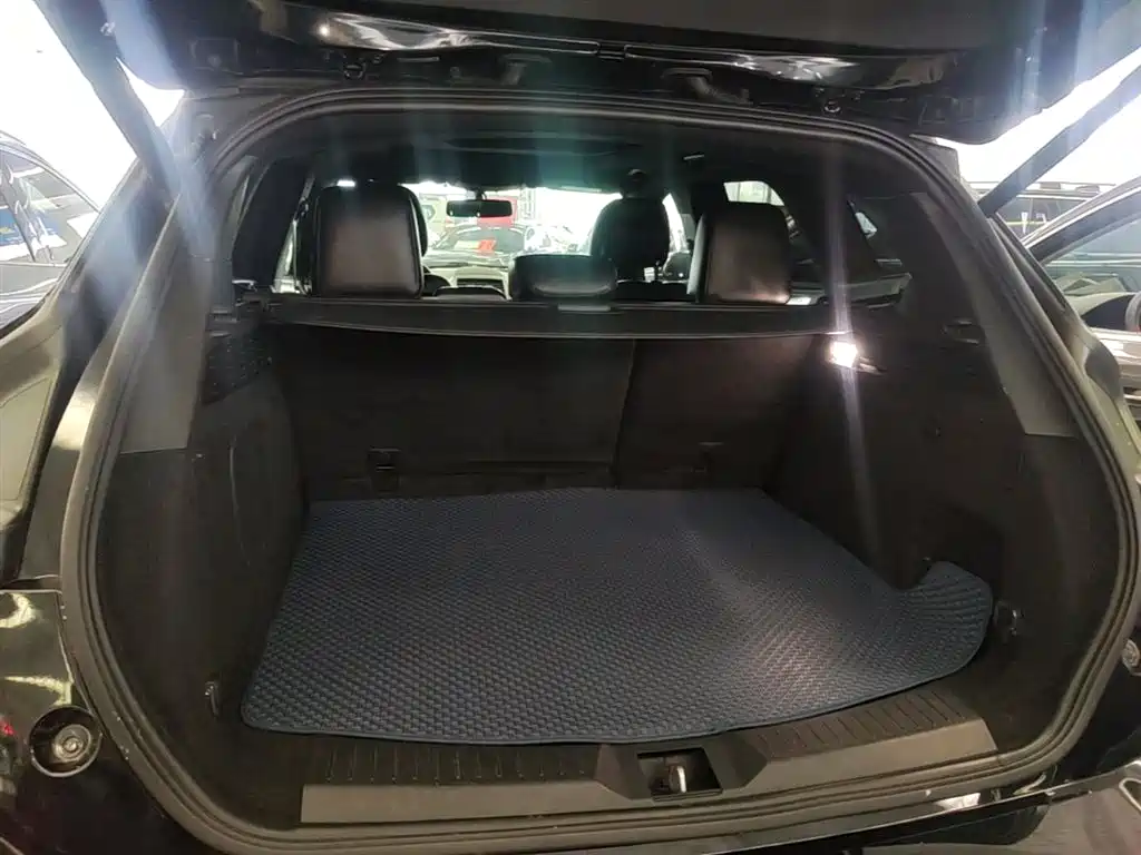 Lincoln MKC 2019 2019 2.0T 2WD Premium Edition China VI