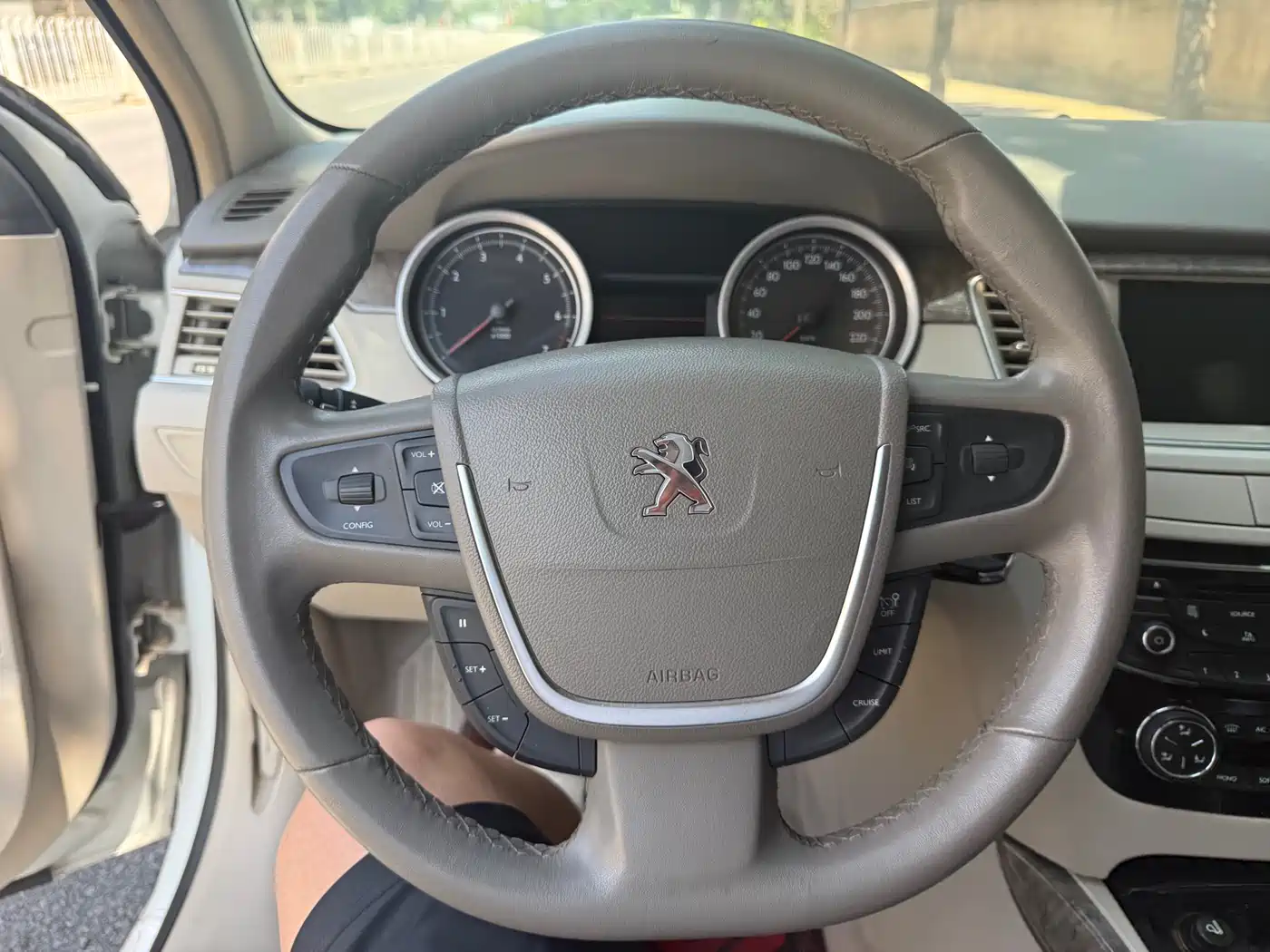Peugeot 508 2012 2.3L Roland Garros Edition фото 6