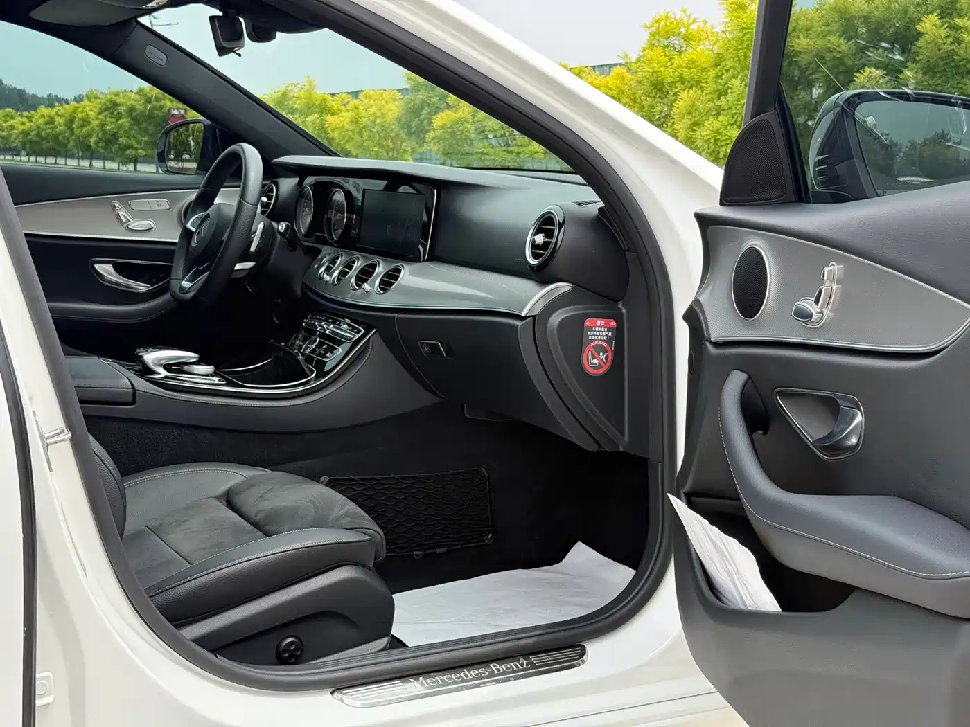 Mercedes-Benz E-Class 2017 E 200 Sport фото 34