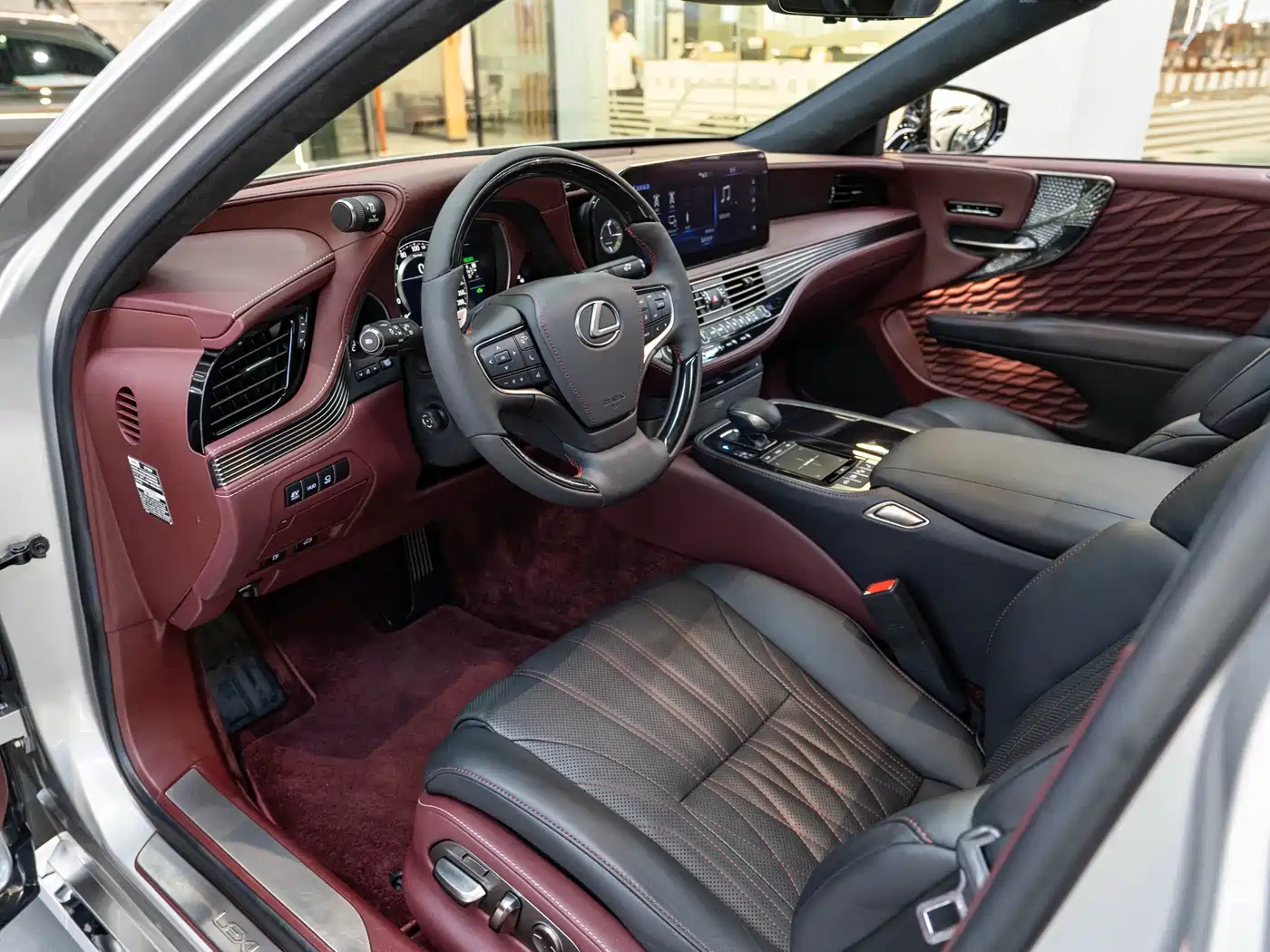 LEXUS LS