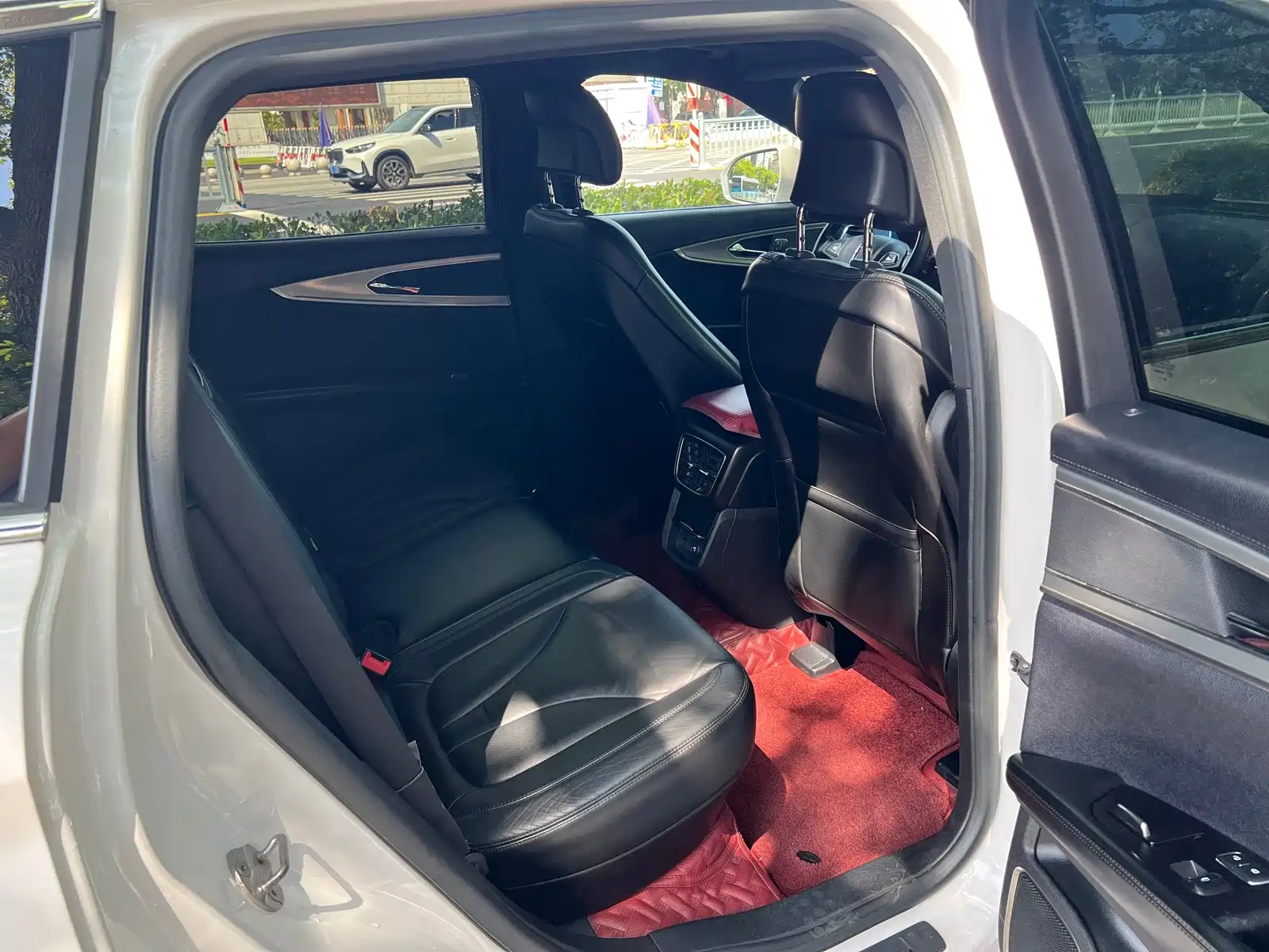 Фото 14 - Lincoln MKX