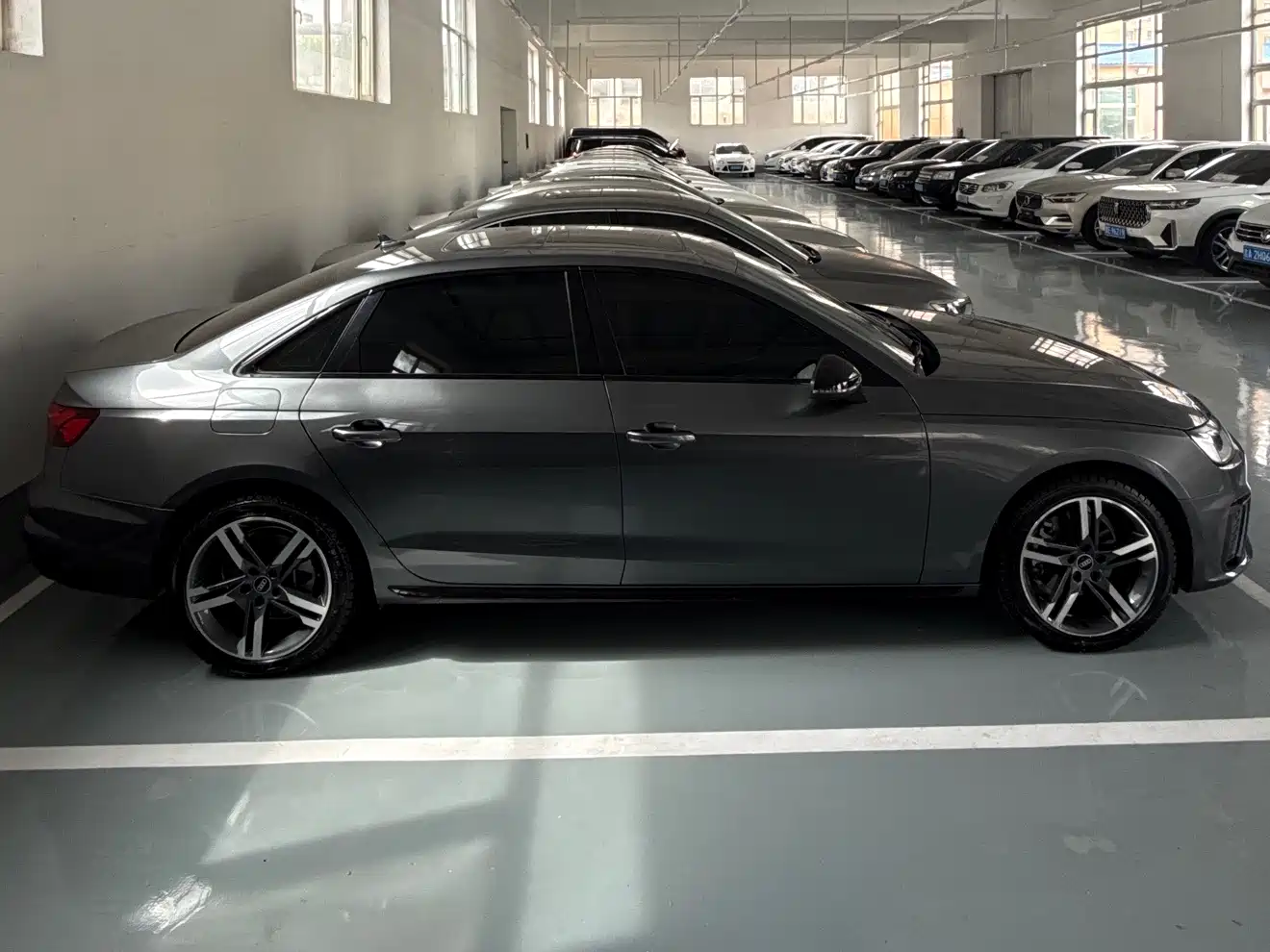 Audi A4L 2023 40 TFSI Luxury Sport фото 15