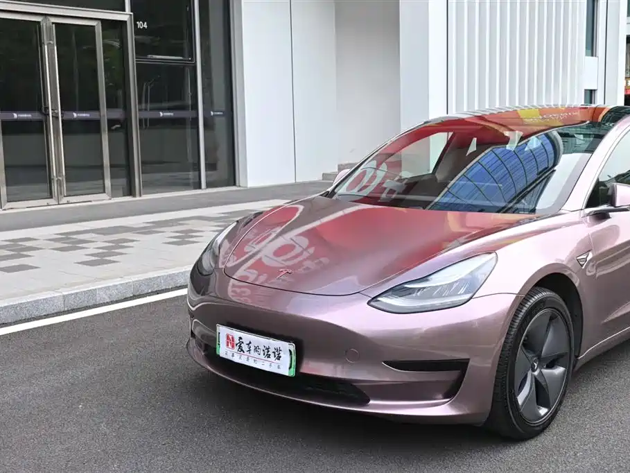 TESLA MODEL 3 (IMPORTED)
