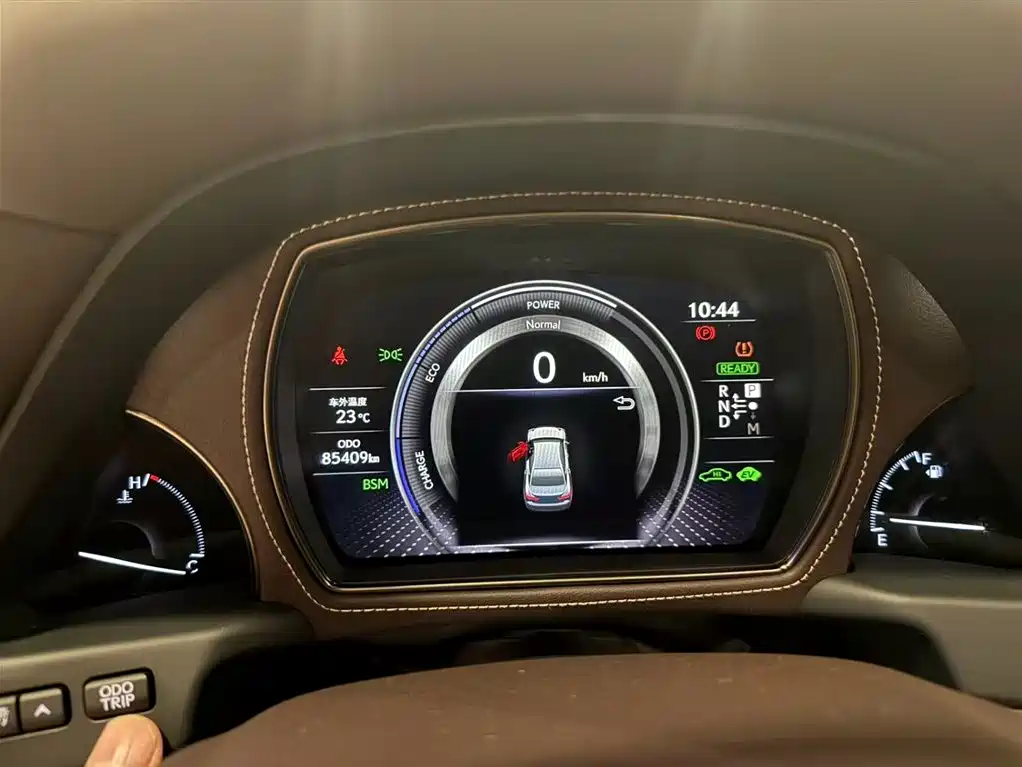 Lexus LS 2018 500h Executive Edition China V фото 6