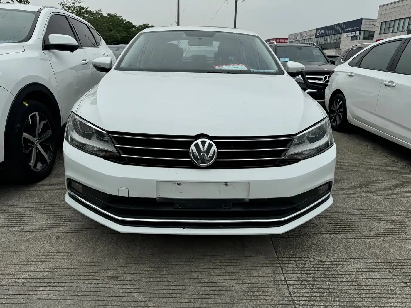 Volkswagen Sagitar 2017 230TSI Automatic Comfort фото 2
