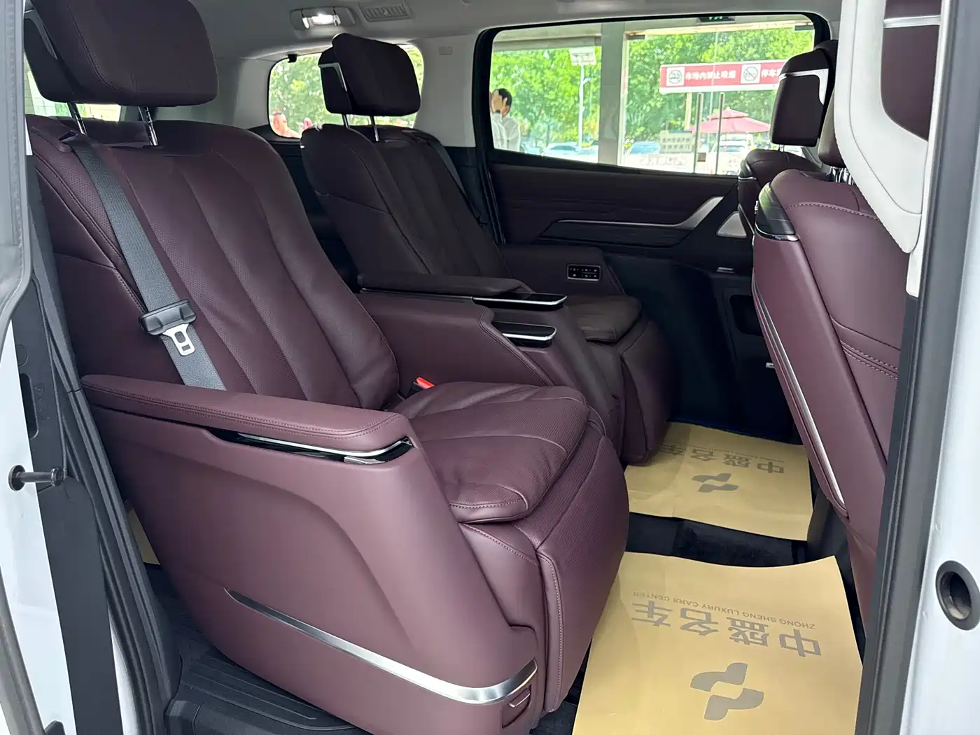Buick Century 2025 2.0T 7-Seater World Edition фото 23