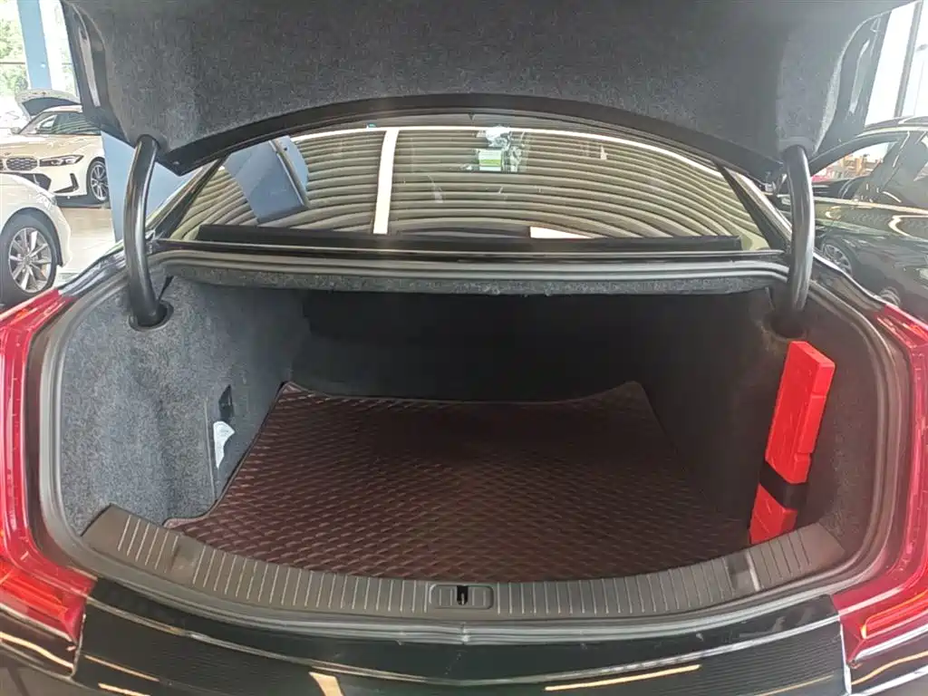Cadillac XTS 2018 28T Technology фото 19