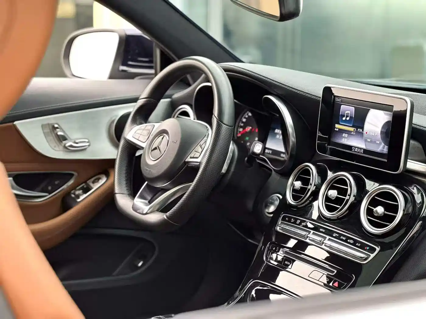Mercedes-Benz C-Class (Import) 2018 C 200 4MATIC Coupe фото 5