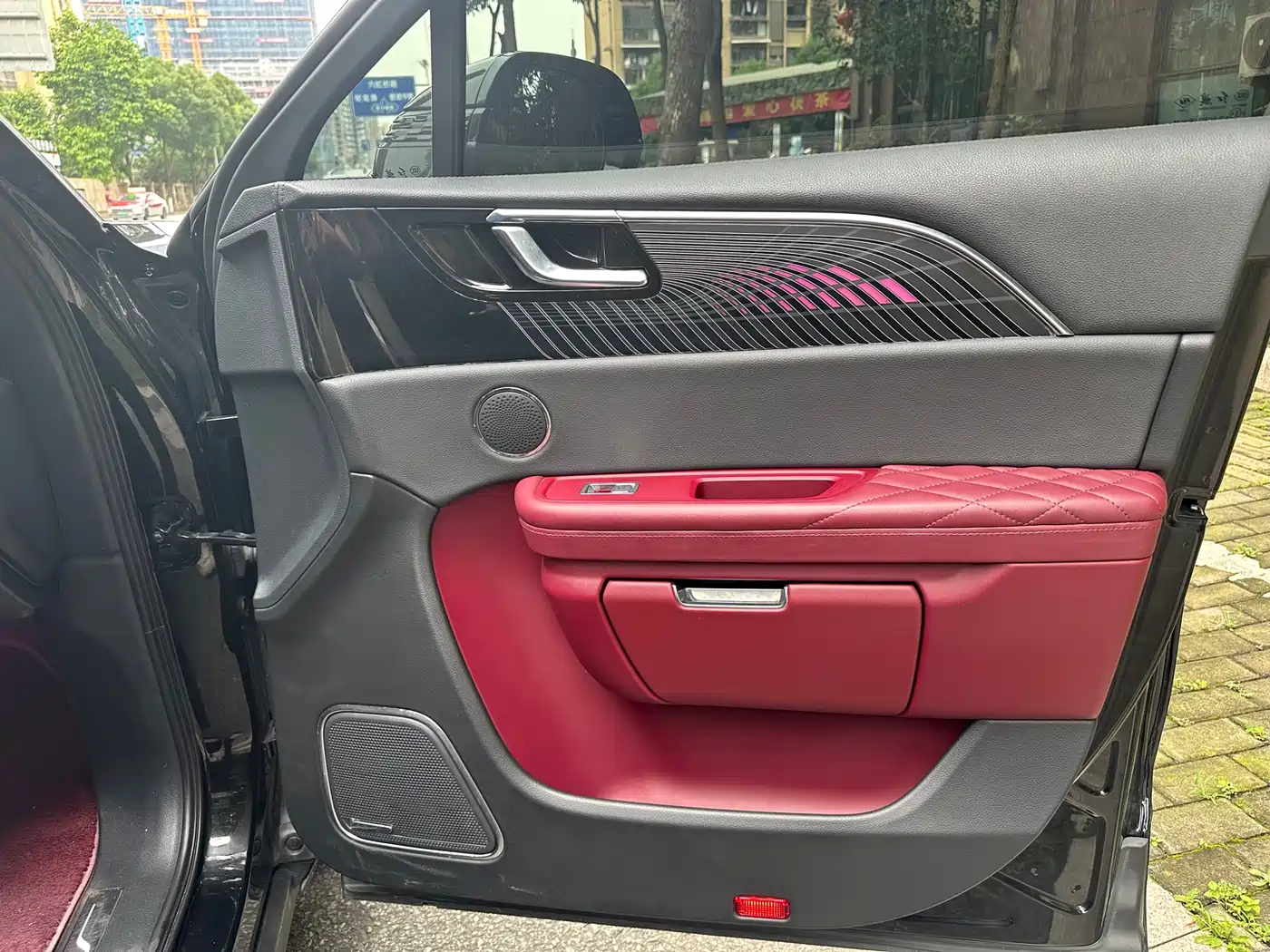 Hongqi E-HS9 2021 460km Flagship Comfort 6-seater фото 21