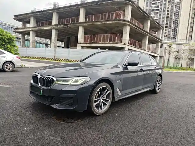 BMW 5 Series New Energy 2022 Facelift 535Le M Sport Package