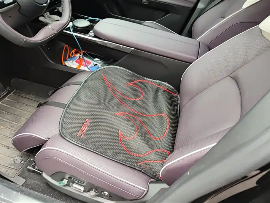 Mazda EZ-60 2025 Range-extender Base Model фото 9