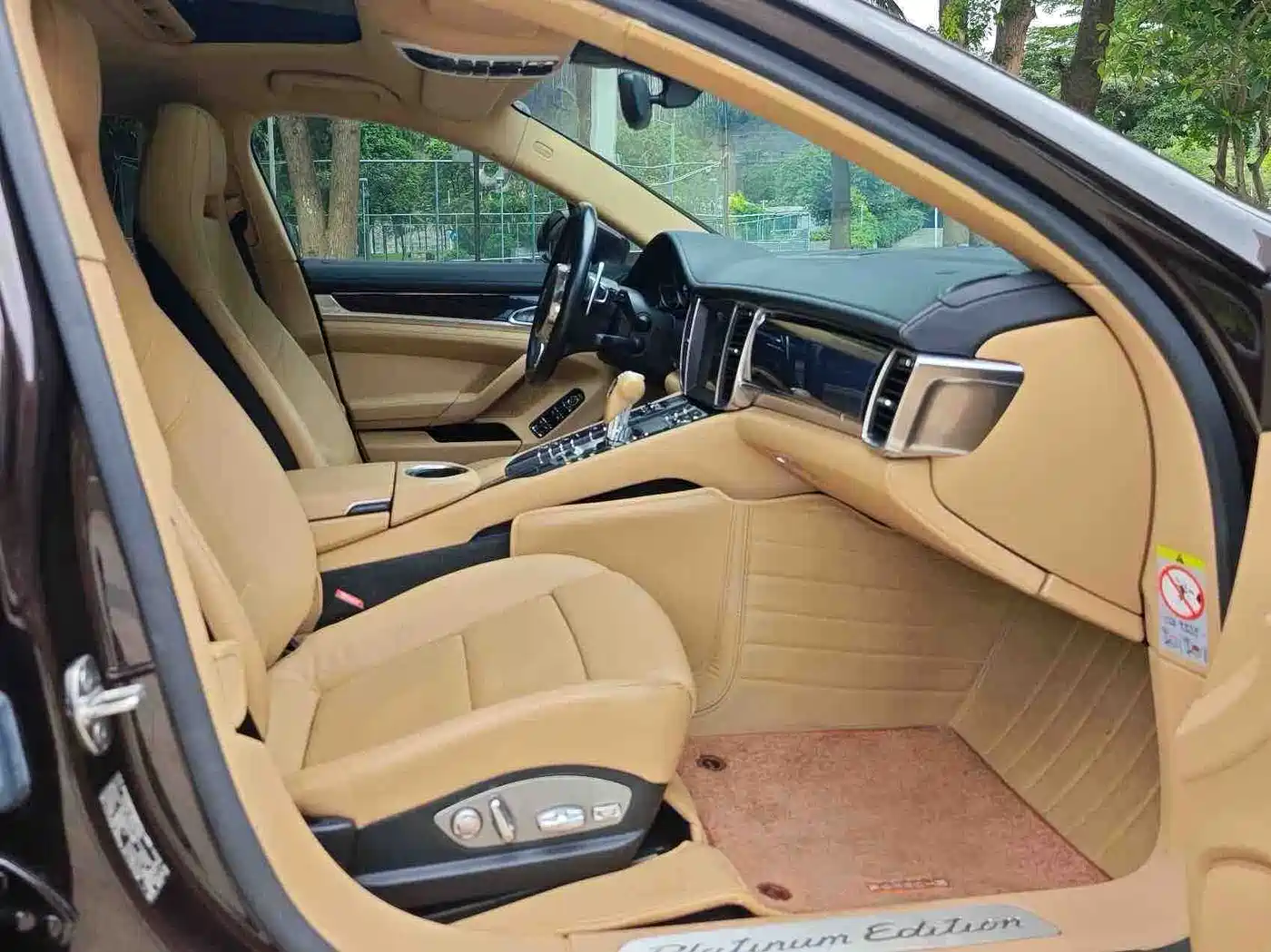 Porsche Panamera 2013 Panamera 4 Platinum Edition 3.6L фото 10