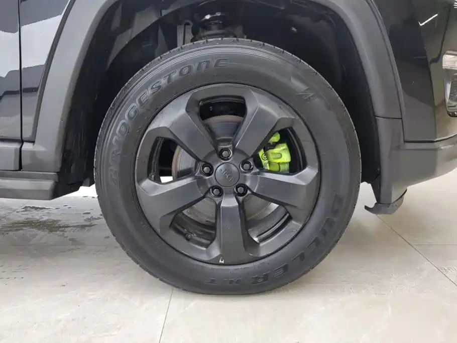 Jeep Compass 2020 2019 220T Automatic Family AWD