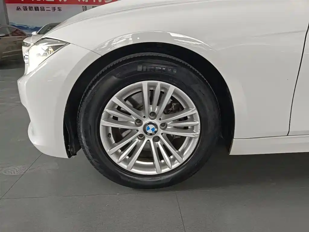 BMW 3 Series 2015 320Li Super Joy Fashion фото 23