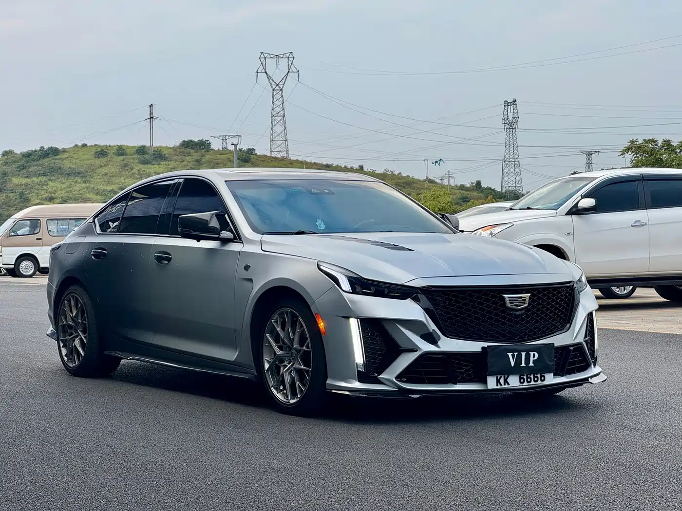 Фото 17 - Cadillac CT5