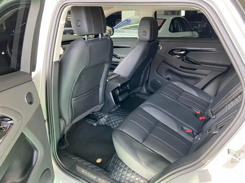 صورة 5 - Land Rover Range Rover Evoque