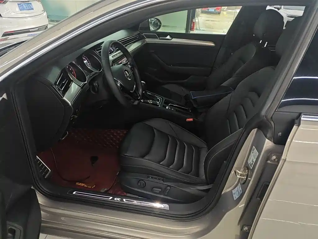 Volkswagen FAW-Volkswagen CC 2019 330TSI Charming Appearance (China V) фото 11