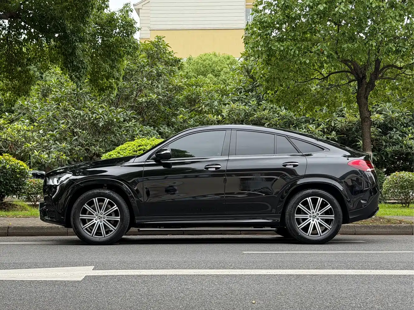 Mercedes-Benz GLE Coupe 2020 GLE 350 4MATIC Coupe SUV Luxury фото 7