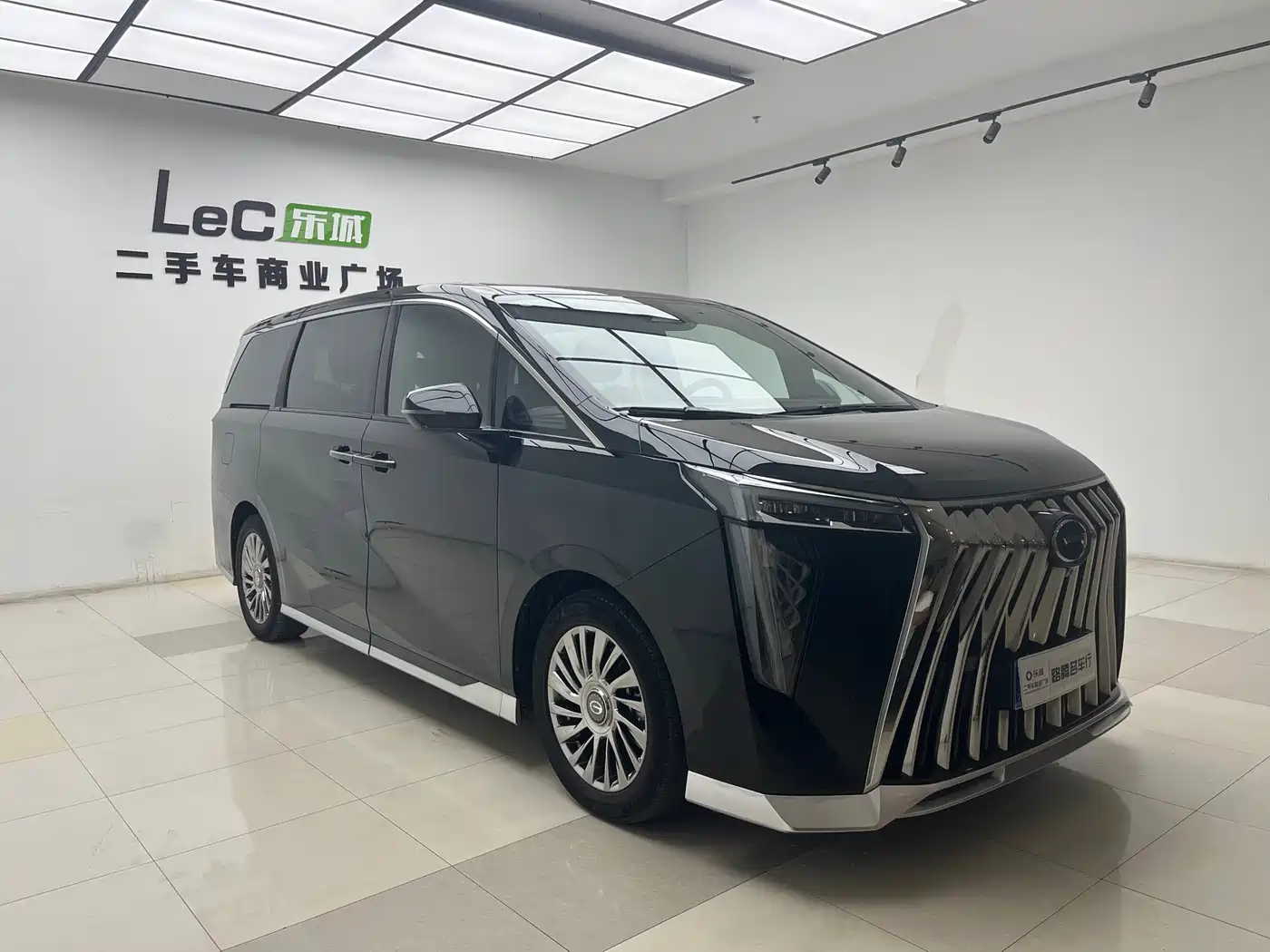 GAC Trumpchi Trumpchi M8 2023 Model Master Series 400T Ultimate Edition фото 3