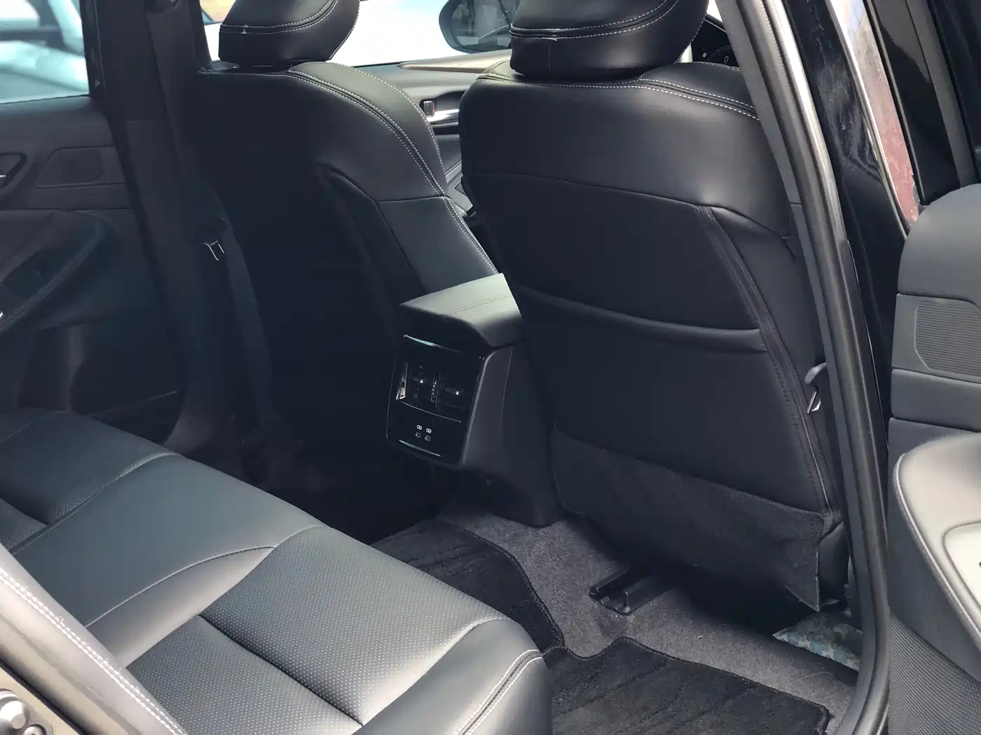 Toyota Avalon 2024 Model 2.0L Progressive Edition фото 23